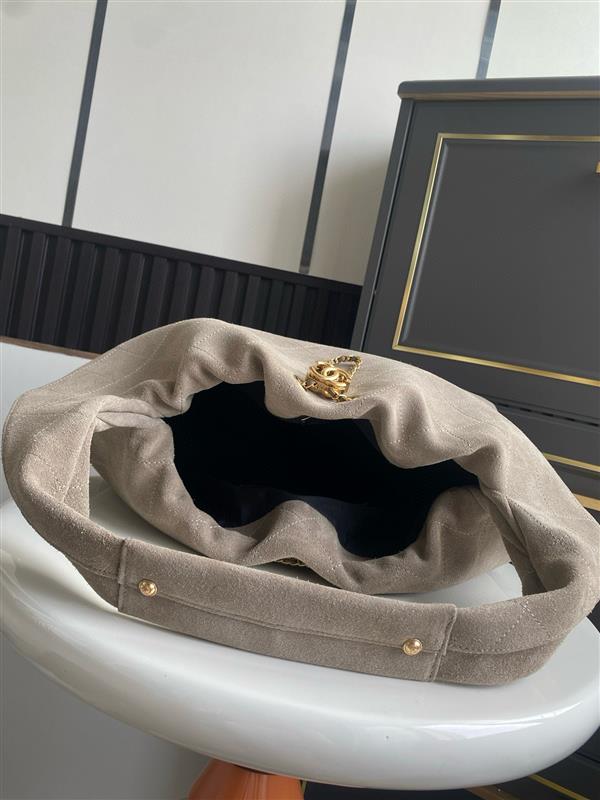 2026131204558744 900